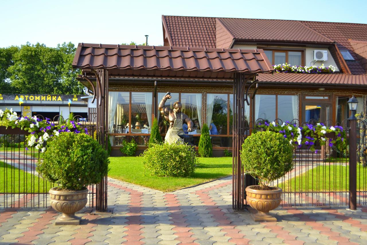 Otel кузня Mateyevtsy
